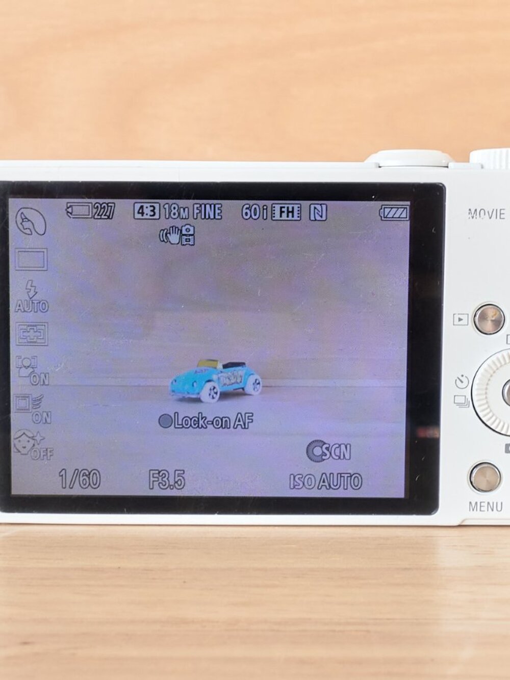 Sony Cyber-shot DSC-WX350 18.2MP 20x Zoom Full HD White Camera Tested - Picture 6 of 9